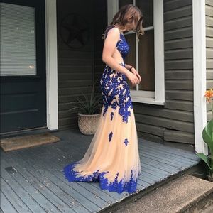 Beautiful prom/homecoming dress!